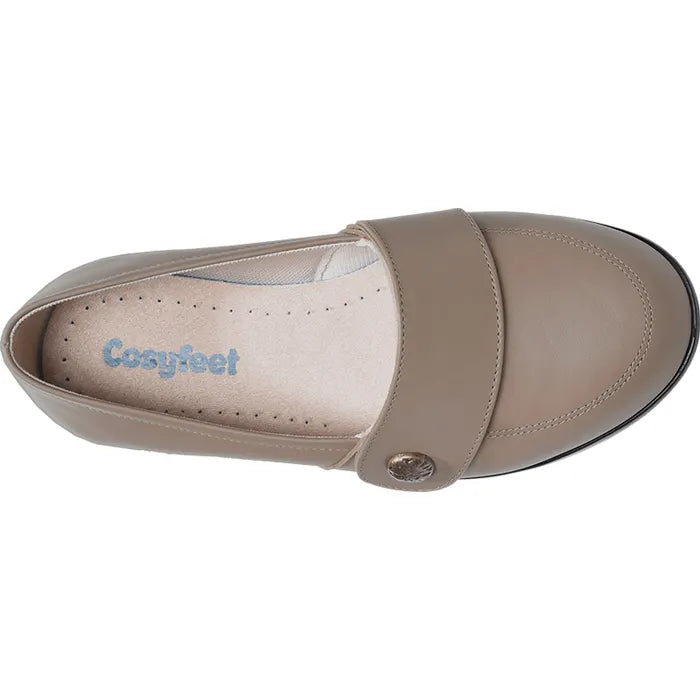 Carmen. A dressy shoe with a secret!