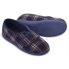 Ronnie. Navy Highland. Cushioned for greater comfort.