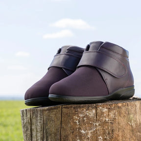 Diabetic-friendly boots from Cosyfeet Australia